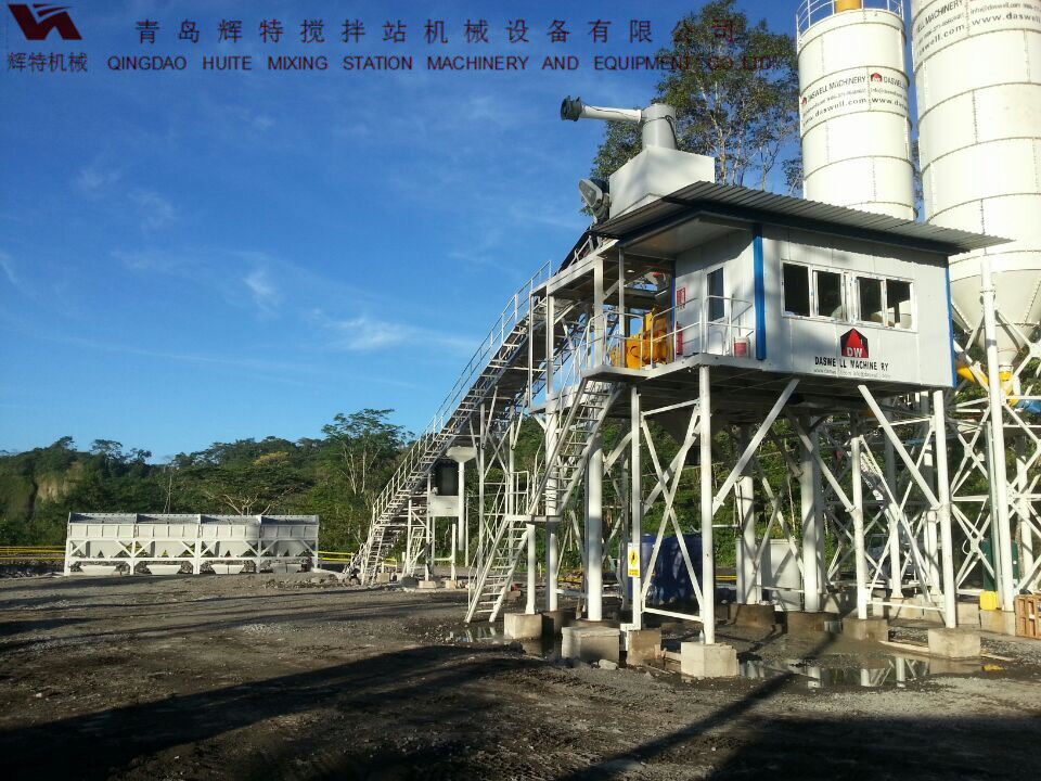 輝特混凝土攪拌站HZS90攪拌臂布置合理，攪拌性能強