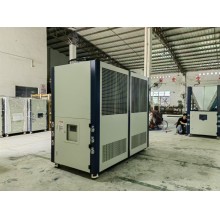 船舶焊接常用冷風(fēng)機(jī)降溫制冷，船艙焊接專用冷風(fēng)機(jī)降溫制冷，船艙焊接常用冷凍機(jī)降溫，船艙焊接采用冷卻機(jī)降溫制冷